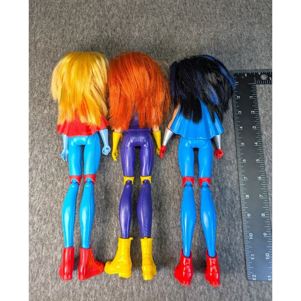 DC Super Hero Girls 12